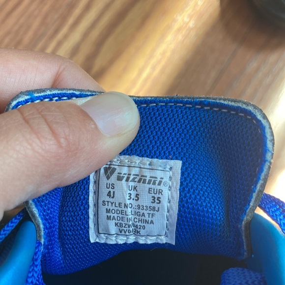 Vizari Turf Sneakers - Picture 2 of 6